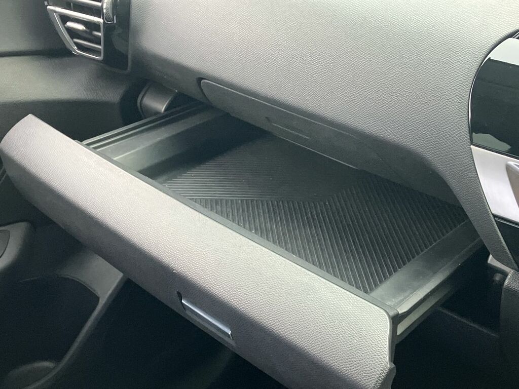 Citroen e-C4 50Kwh Shine Plus 7.4Kw Charger  #57