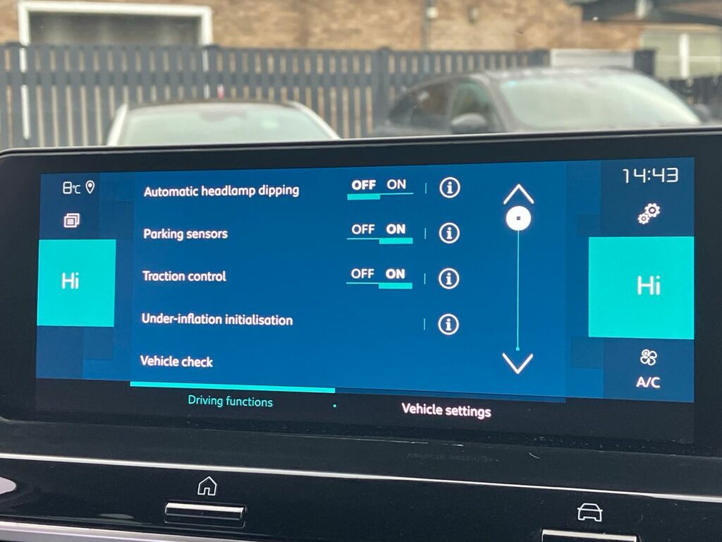Citroen e-C4 50Kwh Shine Plus 7.4Kw Charger  #42