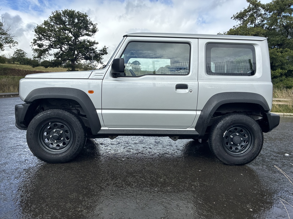 Suzuki Jimny 1.5 Sz5 Allgrip Silver #4