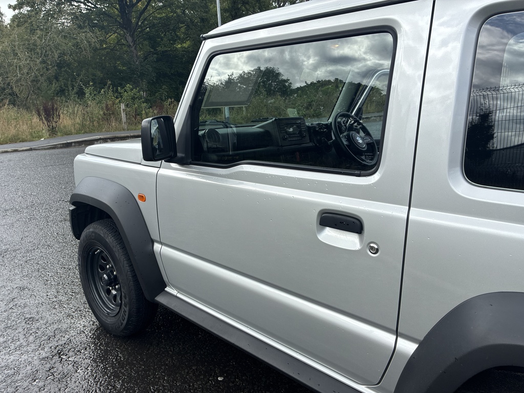 Suzuki Jimny 1.5 Sz5 Allgrip White #34