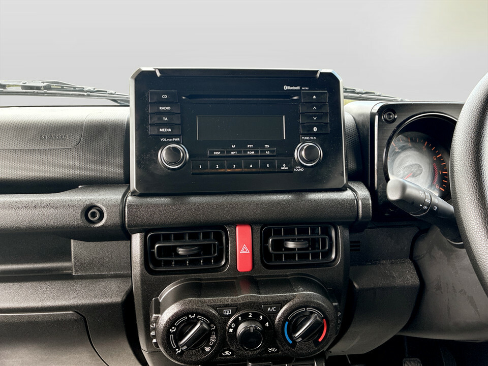 Suzuki Jimny 1.5 Sz5 Allgrip White #55