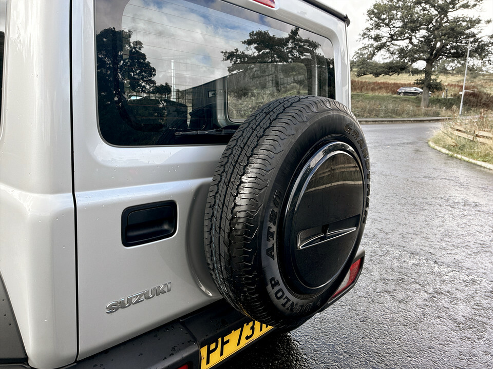 Suzuki Jimny 1.5 Sz5 Allgrip White #63