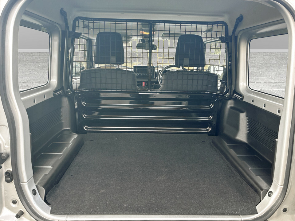Suzuki Jimny 1.5 Sz5 Allgrip White #50