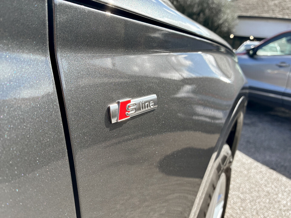 Audi Q5 Touareg V6 Black Edition Tdi A Black #40