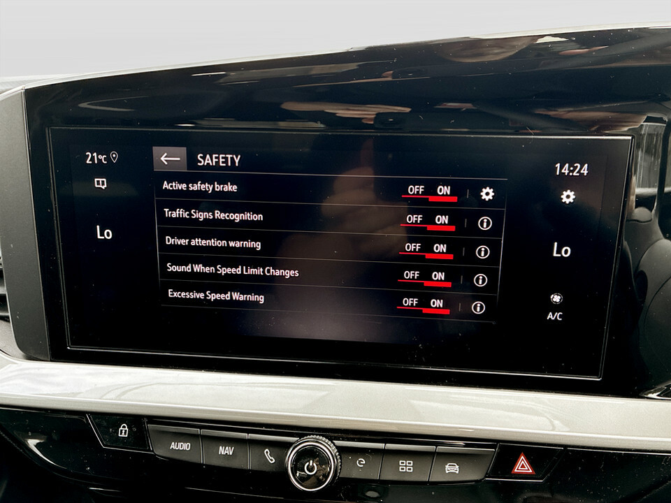 Vauxhall Mokka-e 54Kwh Ultimate Suv 156 Ps Grey #39