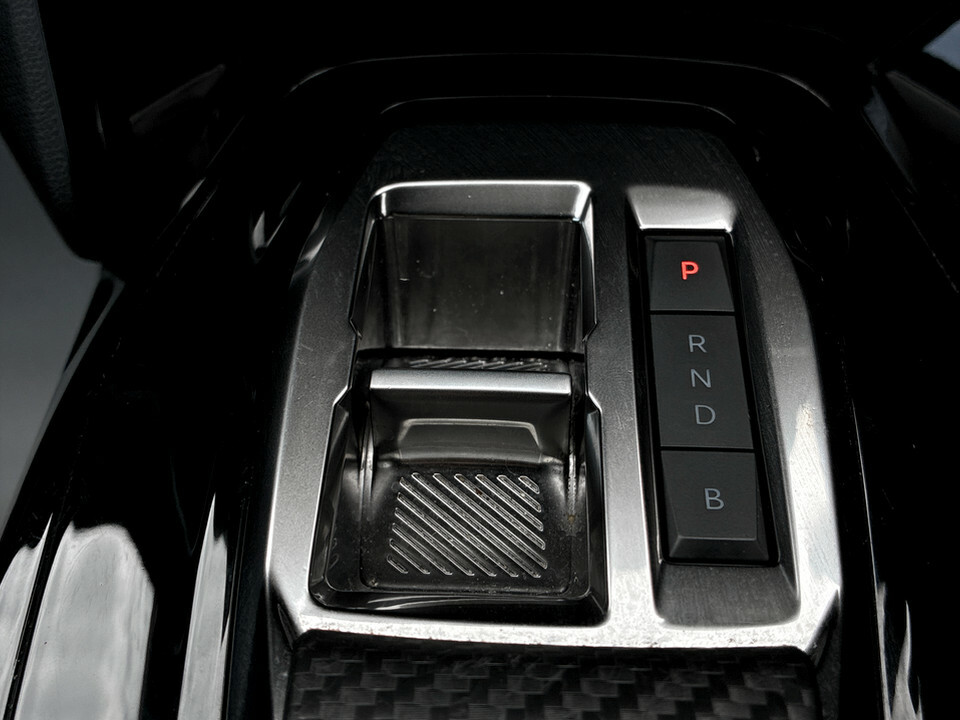 Peugeot e-208 208 Allure Premium Ev Black #23