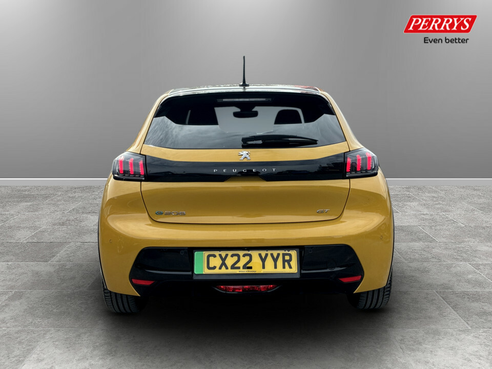 Peugeot e-208 100Kw Gt Premium 50Kwh Yellow #6