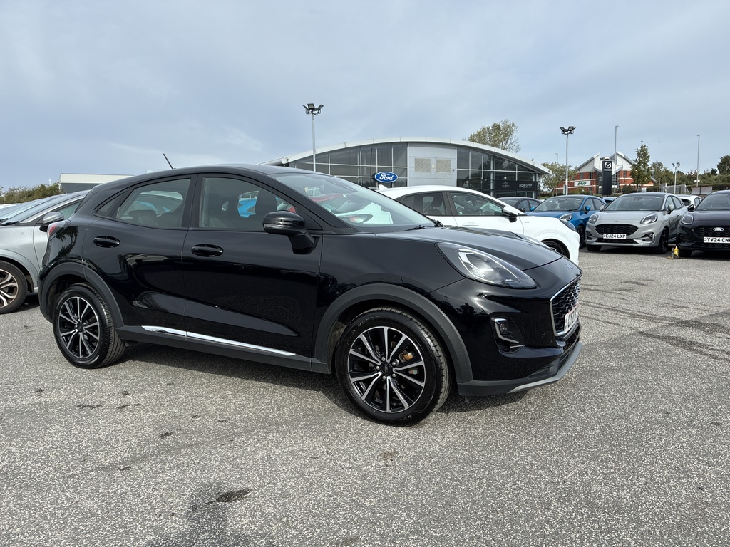 Ford Puma 1.0 Ecoboost Titanium Black