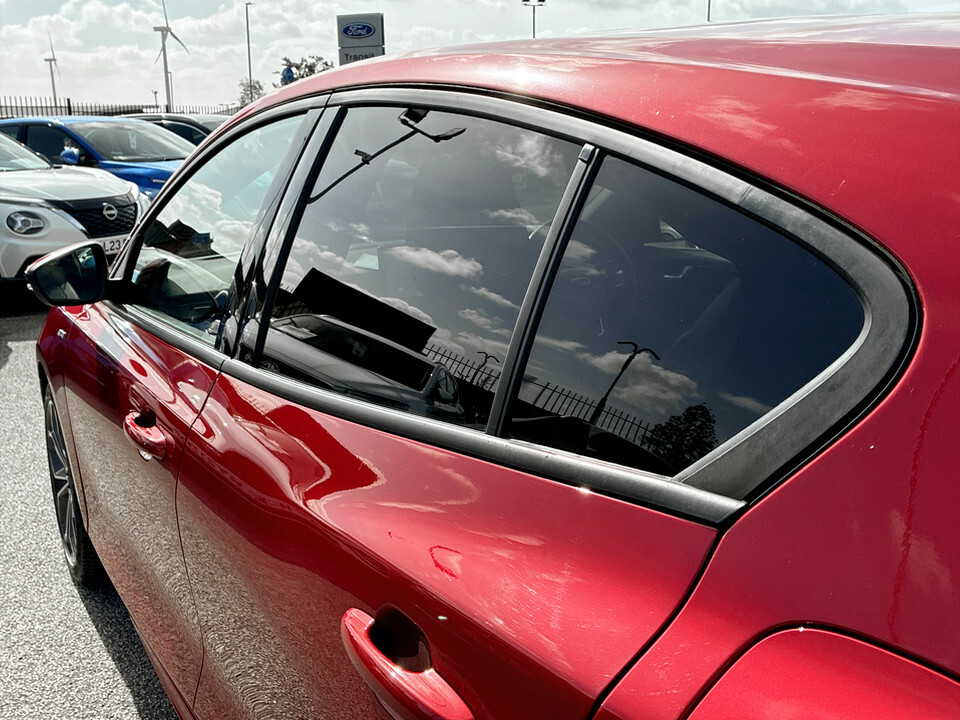 Ford Focus 1.0 Ecoboost Hybrid Mhev 155 St-line Vign Blue #31