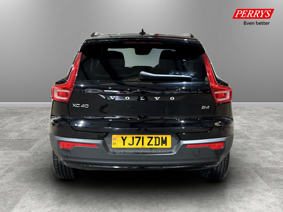 Volvo XC40 2.0 B4p R Design Pro Black #6