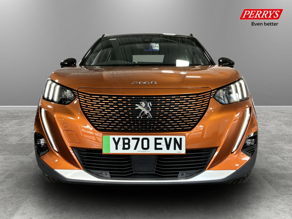 Peugeot e-2008 100Kw Gt Line 50Kwh Orange #2