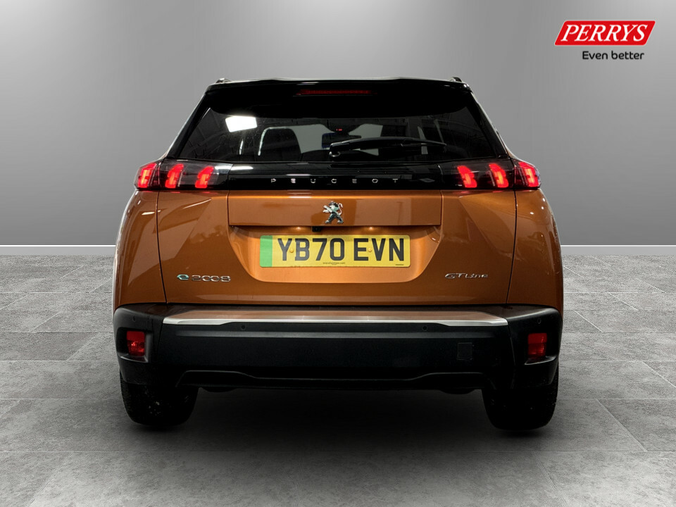 Peugeot e-2008 100Kw Gt Line 50Kwh Orange #6