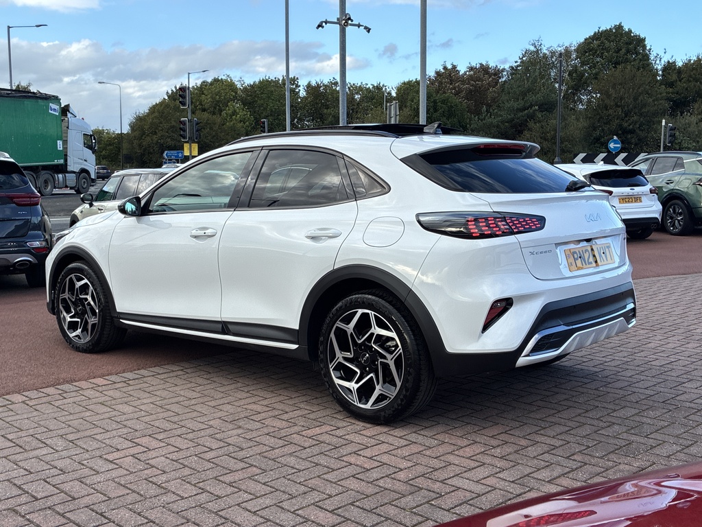 Kia Xceed 1.6T Gdi Isg 177 Gt-line S Dct White #5