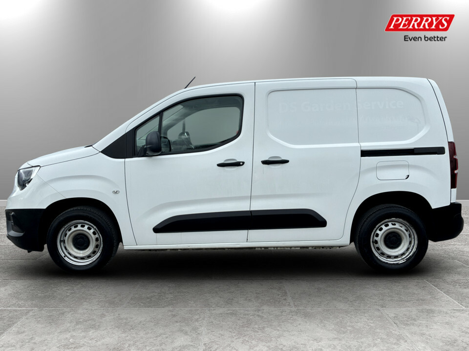 Vauxhall Combo 2000 1.5 Turbo D 100Ps H1 Edition Van White #4