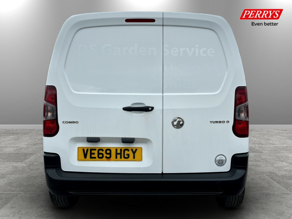 Vauxhall Combo 2000 1.5 Turbo D 100Ps H1 Edition Van White #6