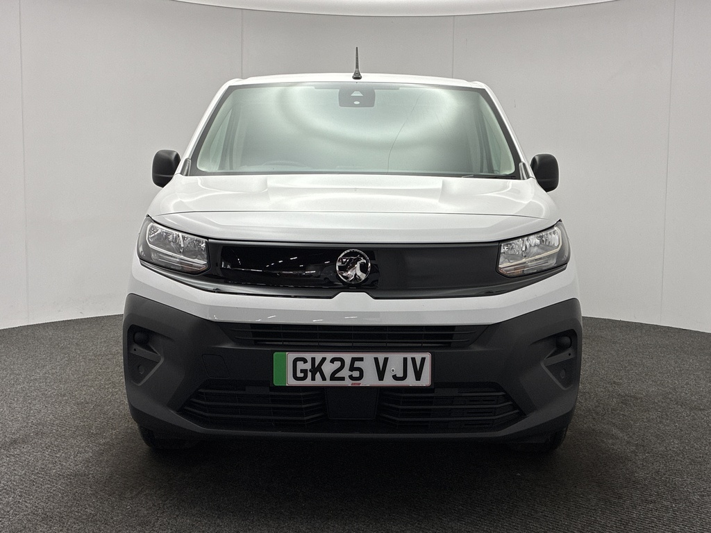 Vauxhall Combo-e Life 100Kw Prime 52Kwh H1 Van White #2