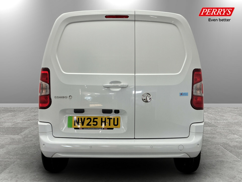 Vauxhall Combo-e Life 100Kw Pro 52Kwh H1 Van White #6