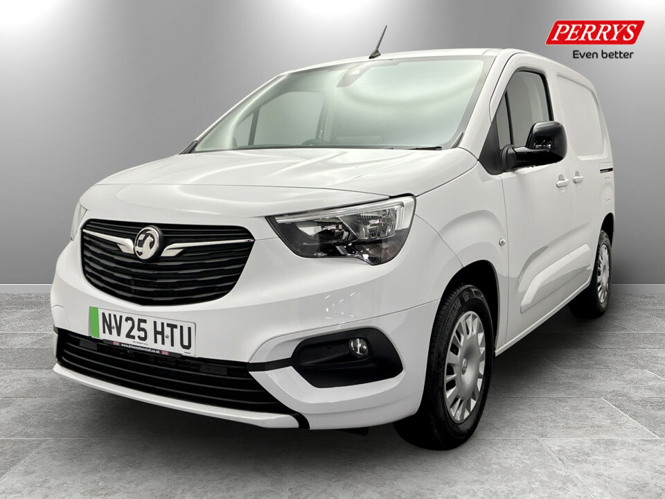 Vauxhall Combo-e Life 100Kw Pro 52Kwh H1 Van White #3