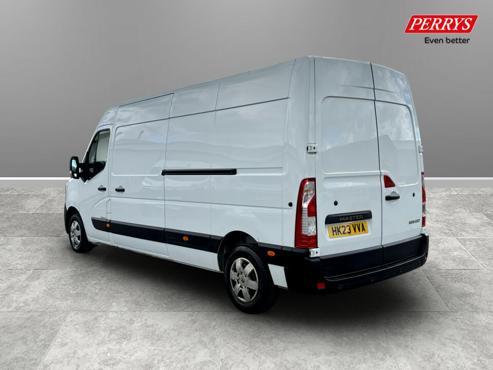 Renault Master Lm35dci 135 Business Medium Roof Van White #5