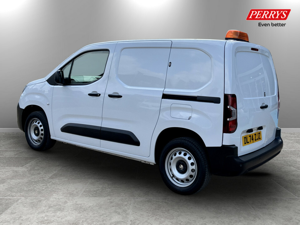 Vauxhall Combo 1.5 Turbo D 100Ps Prime H1 Van White #5