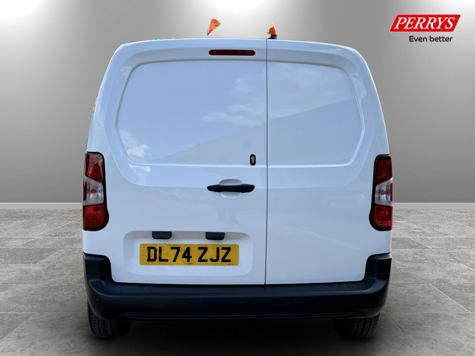 Vauxhall Combo 1.5 Turbo D 100Ps Prime H1 Van White #6