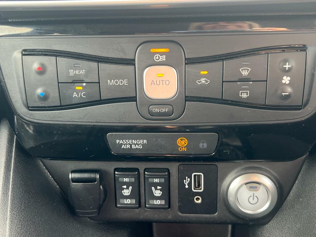Nissan Leaf 110Kw N-connecta 40Kwh Green #25