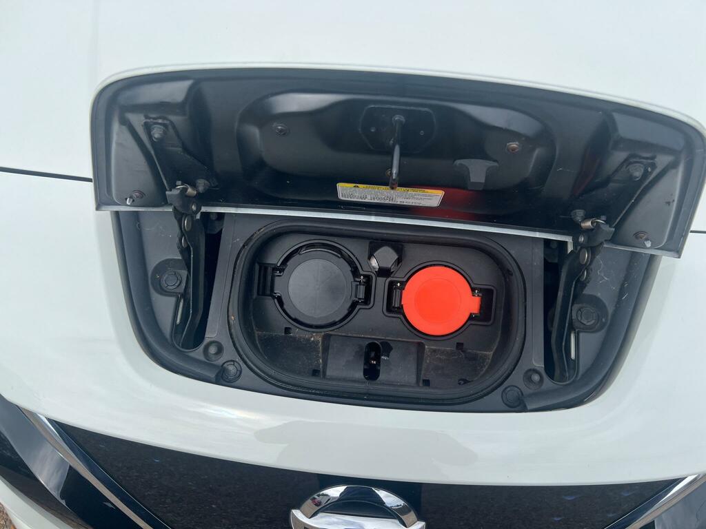 Nissan Leaf 110Kw N-connecta 40Kwh Green #27