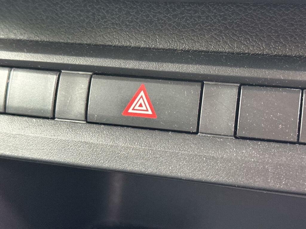 Vauxhall Vivaro 2.0 Turbo D 3100 Prime Panel Van 6Dr White #37