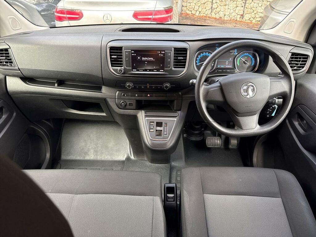 Vauxhall Vivaro 2.0 Turbo D 3100 Prime Panel Van 6Dr White #10