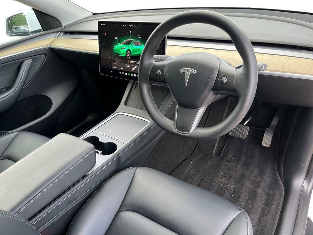 Tesla Model Y Auto Rwd 5dr LE23WPO #6