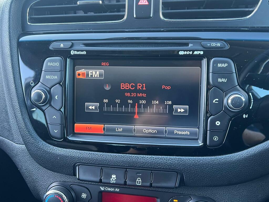Kia Ceed 1.6 Crdi Ecodynamics 3 Sportswagon Manu Blue #21