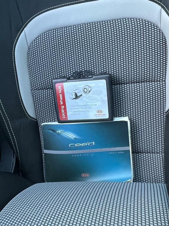 Kia Ceed 1.6 Crdi Ecodynamics 3 Sportswagon Manu Blue #29