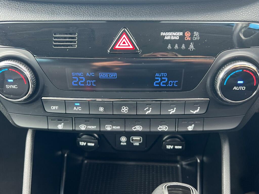 Hyundai Tucson Crdi Se Blue Drive Red #25