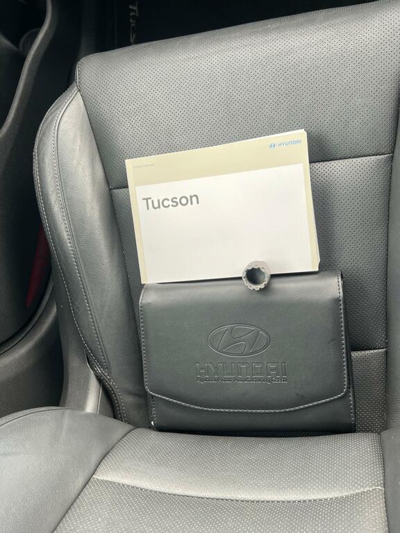Hyundai Tucson Crdi Se Blue Drive Red #32