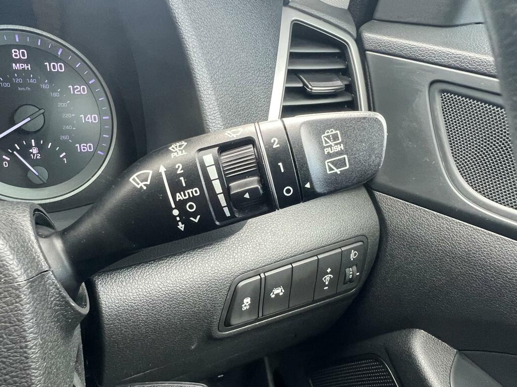 Hyundai Tucson Crdi Se Blue Drive Red #19