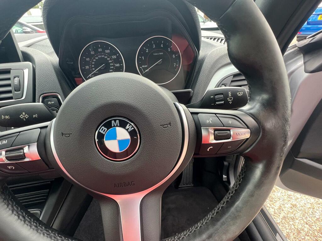 BMW 2 Series 2.0 220D M White #16