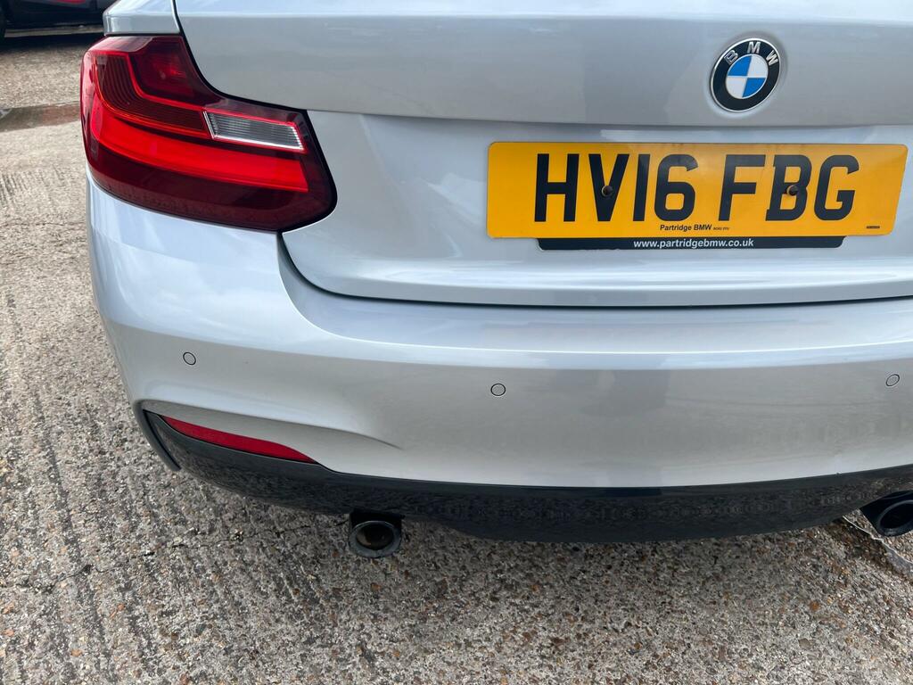 BMW 2 Series 2.0 220D M White #10