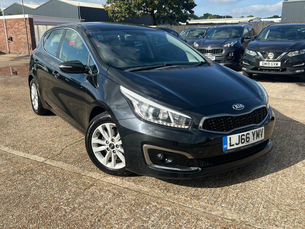 Kia Ceed 1.6 Gdi 2 Euro 6 Ss Black