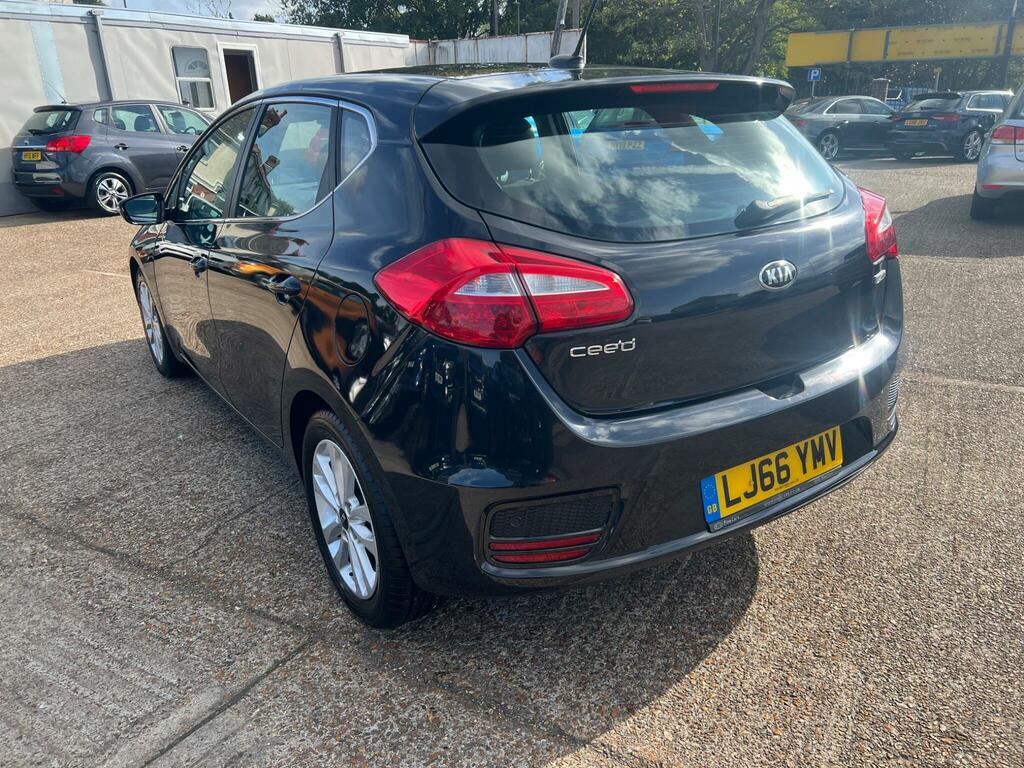 Kia Ceed 1.6 Gdi 2 Euro 6 Ss Black #5