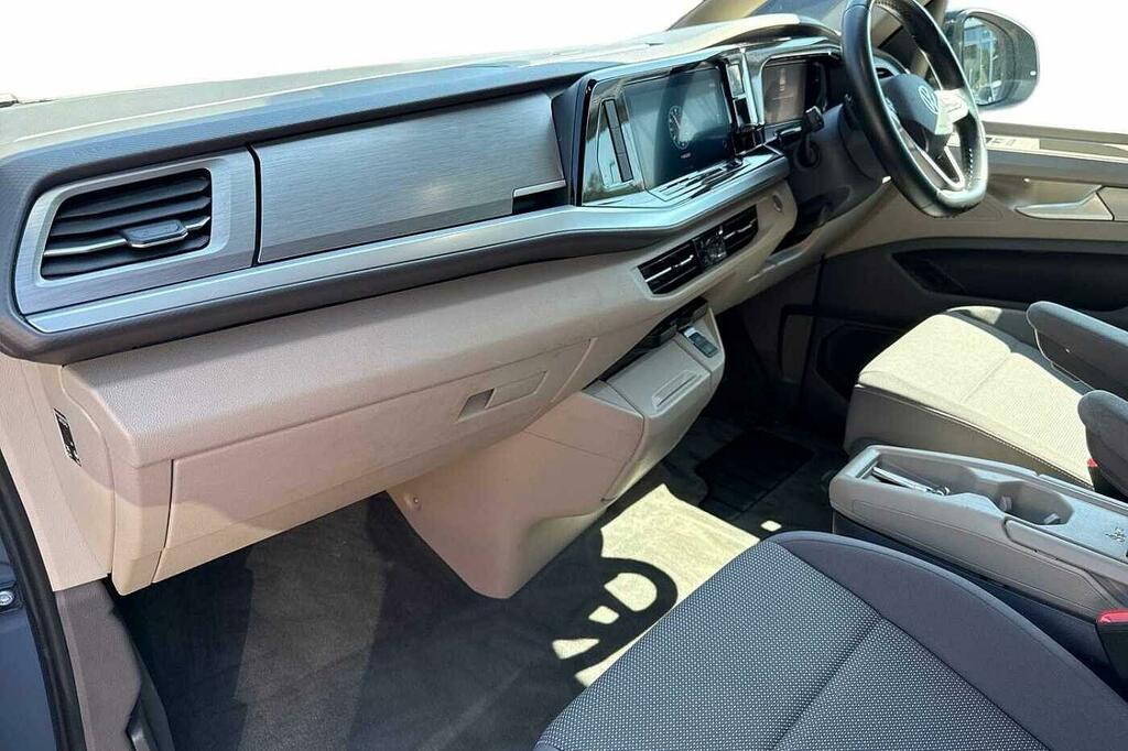 Volkswagen Multivan 1.4 Tsi Ehybrid Life Dsg #2