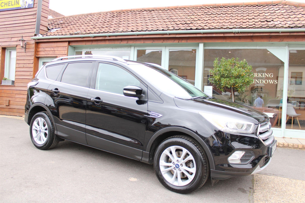 Ford Kuga 2.0 Tdci Titanium Euro 6 Ss Black