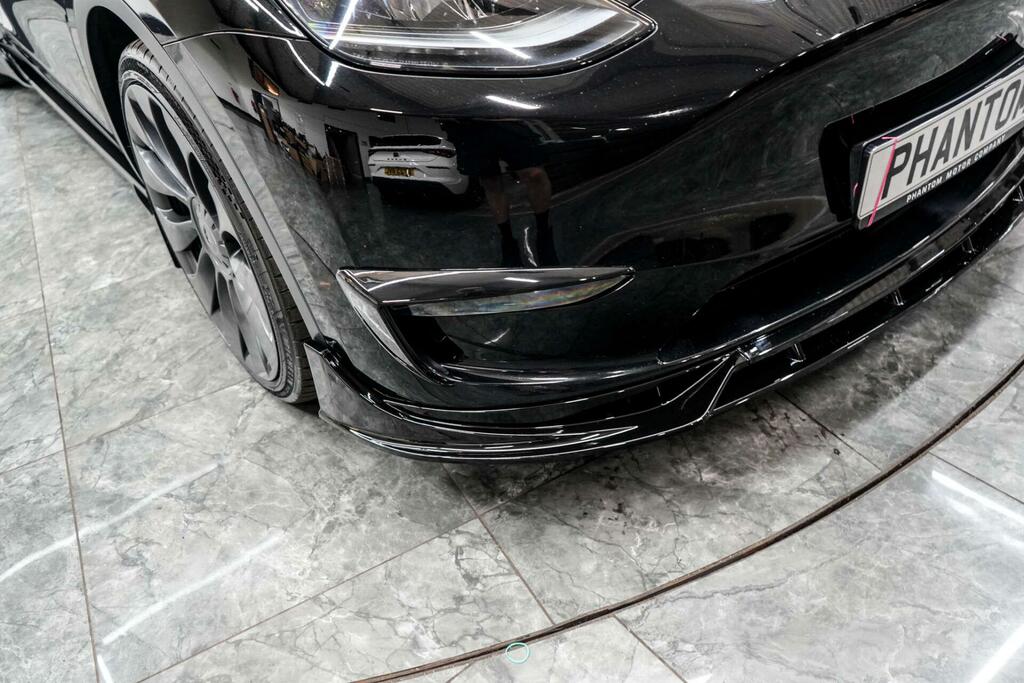Tesla Model Y Performance Black #6