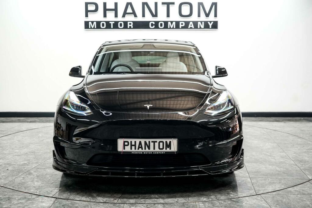 Tesla Model Y Performance Black #2