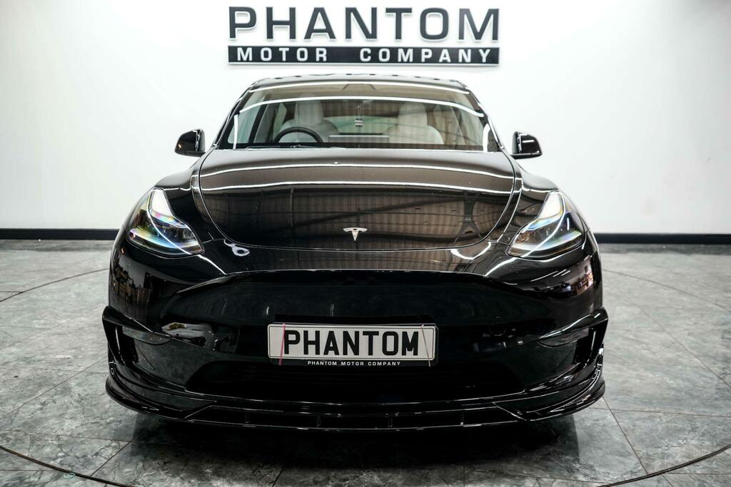 Tesla Model Y Performance Black #5