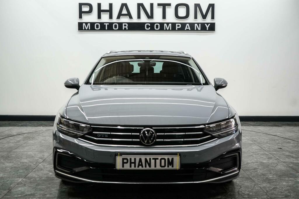 Volkswagen Passat Gte Grey #2