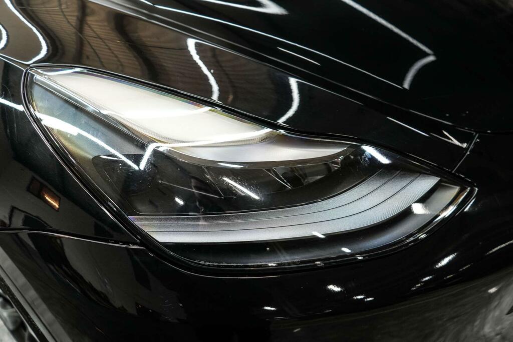 Tesla Model Y Performance Black #6