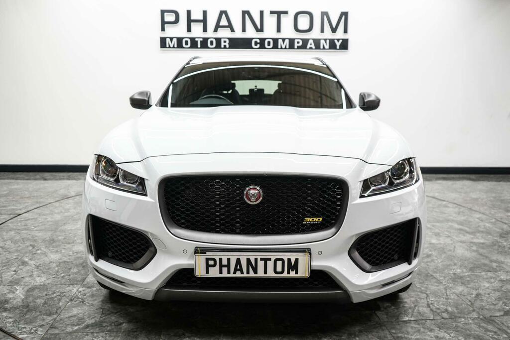 Jaguar F-Pace 300 Sport White #5