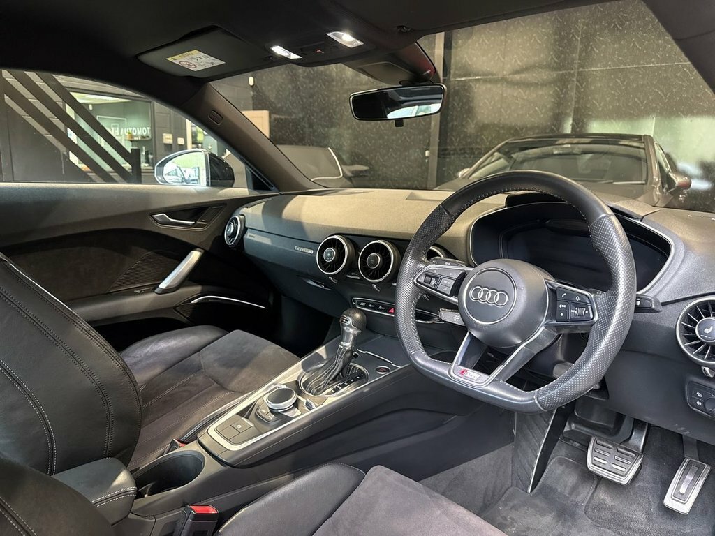 Audi TT 2L Black Edition Grey #2