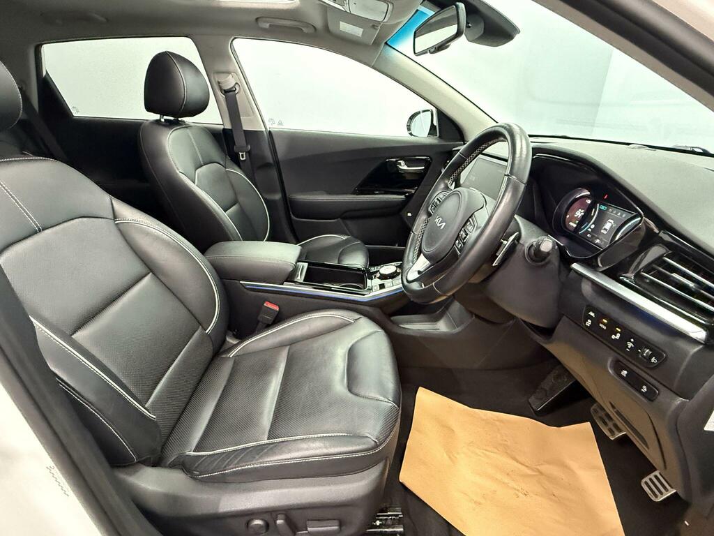 Kia e-Niro 150Kw 4 64Kwh White #2