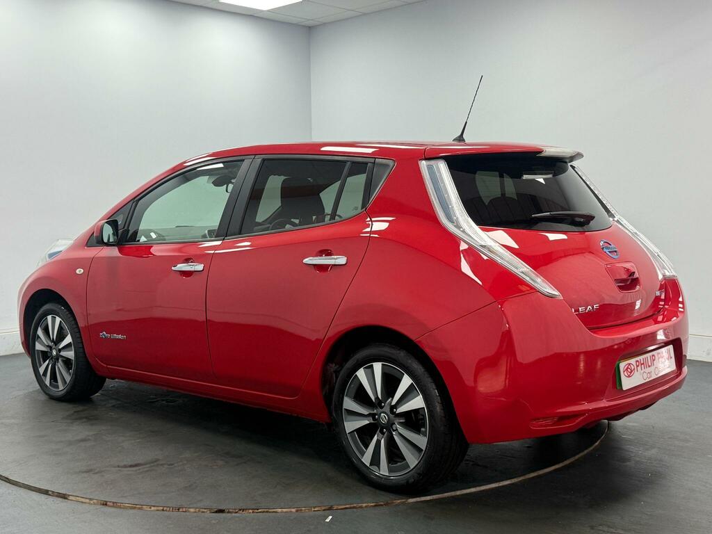 Nissan Leaf 80Kw Tekna 30Kwh Red #5